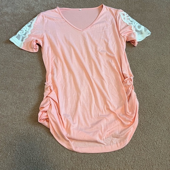 Bundle of 2 Women’s Short Sleeve Tops Lace Ruched Summer Size Large - Picture 4 of 5